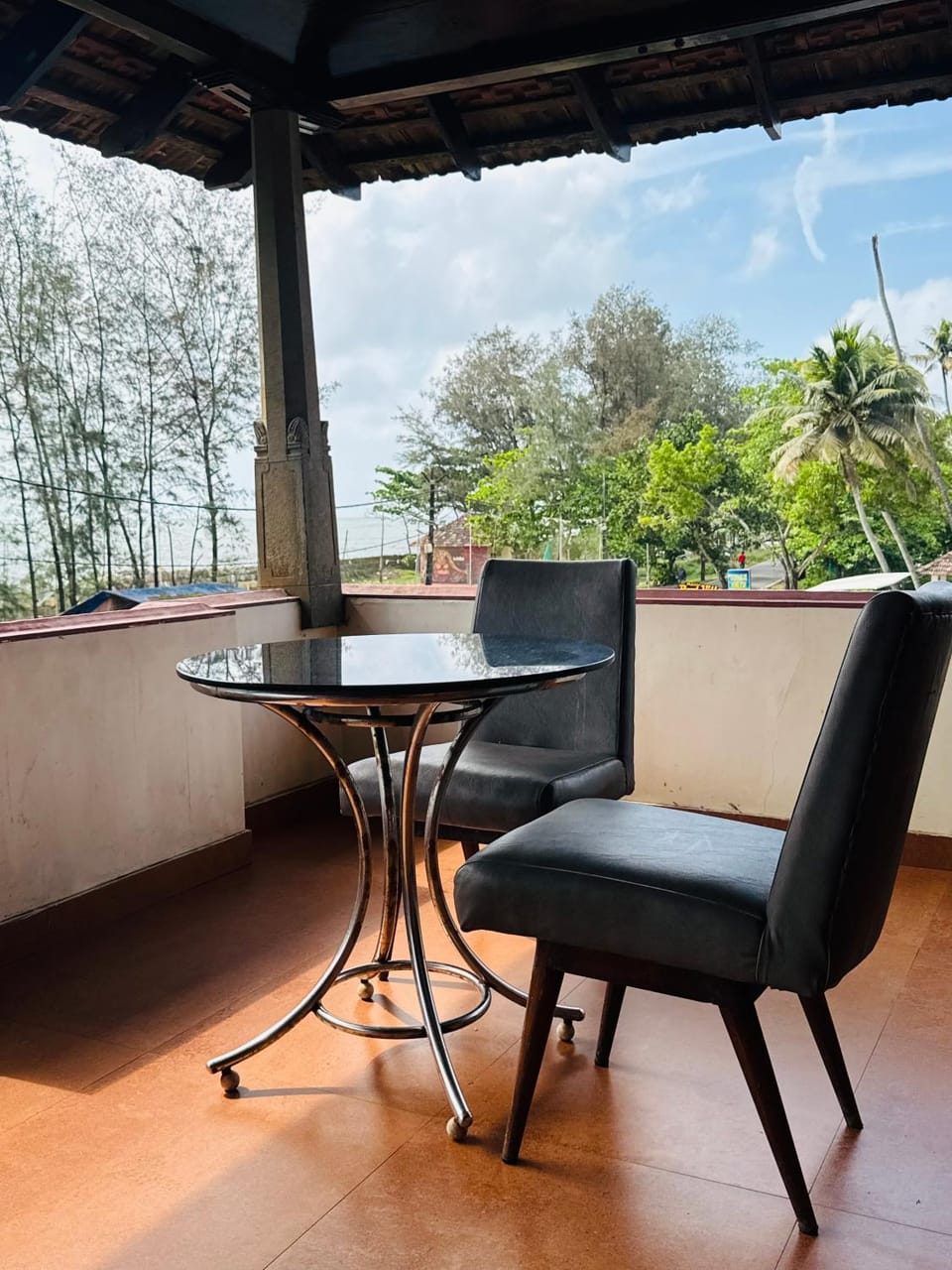 View (from property/room), Balcony/Terrace, Seating area, Sea view