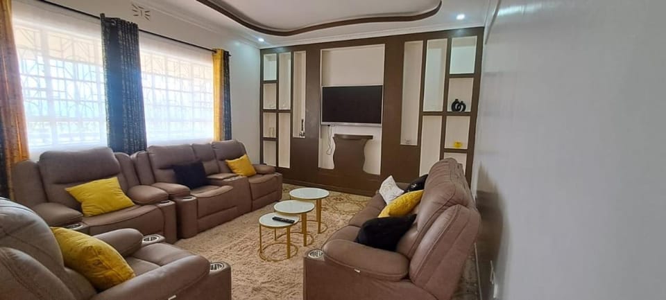 Ashton cosy homes House in Kenya