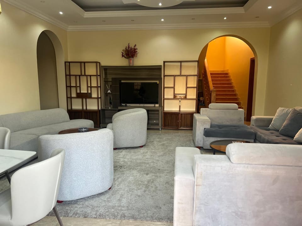 doge villa 2 Vacation rental in Dubai