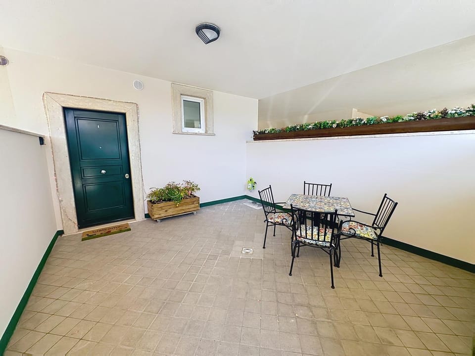 Balcony/Terrace, Balcony/Terrace