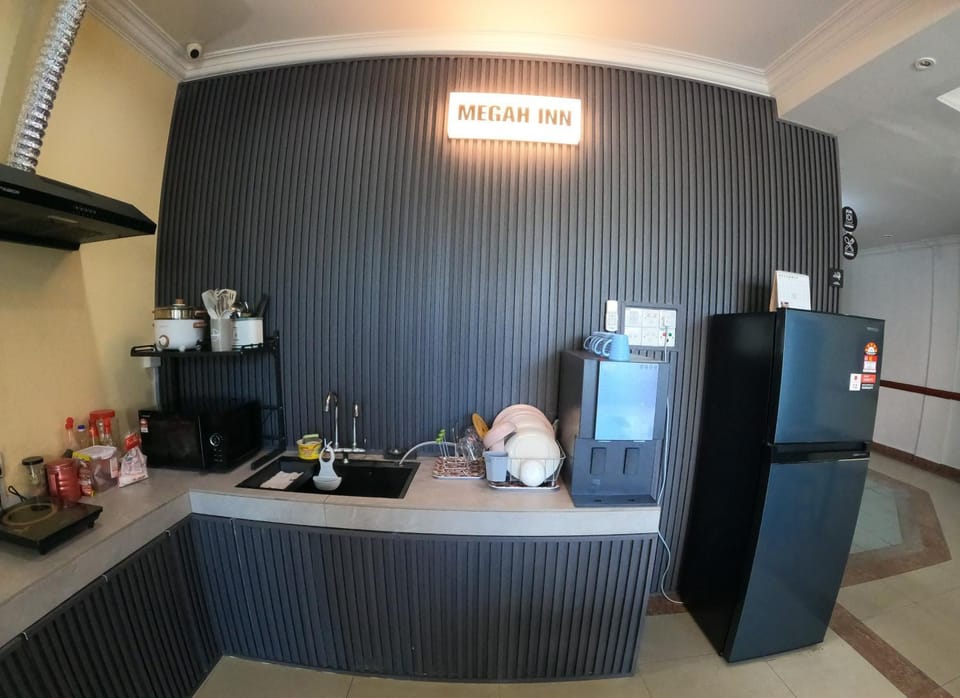 Kitchen or kitchenette, kitchen