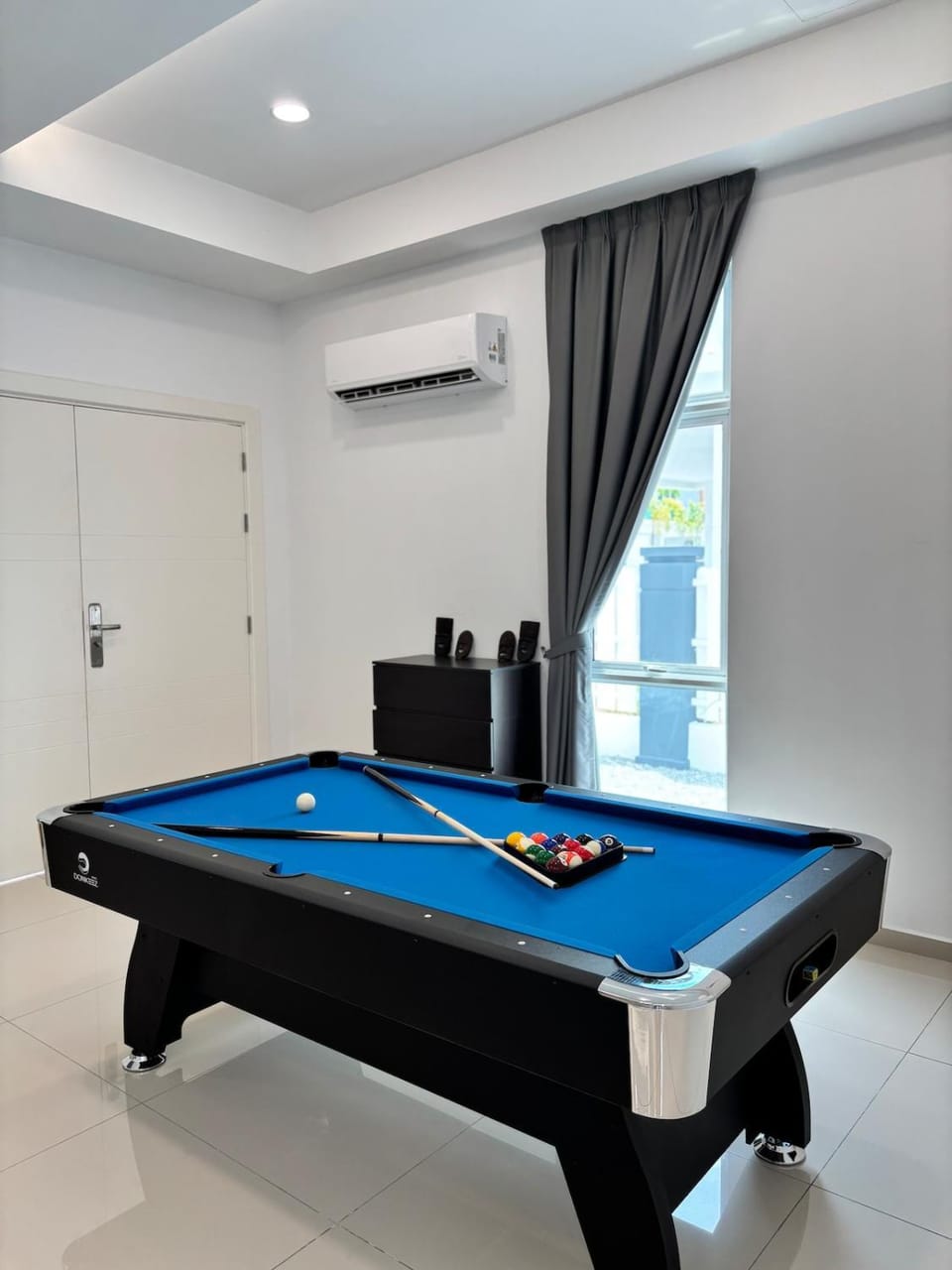 Klebang Melaka Family Stay 5B6B 23Pax I BBQ & Pool House in Malacca