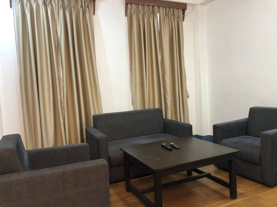 Communal lounge/ TV room, Living room
