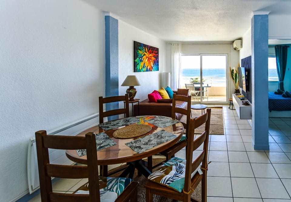 TI PAMS Vue MER Parking gratuit du 1 juin au 30 Septembre Apartment in Canet-en-Roussillon