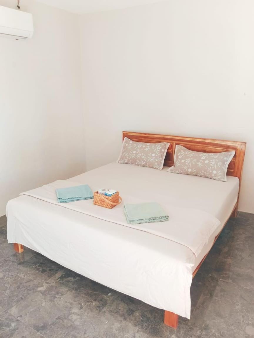 The Last Resort Bed and Breakfast in Laos