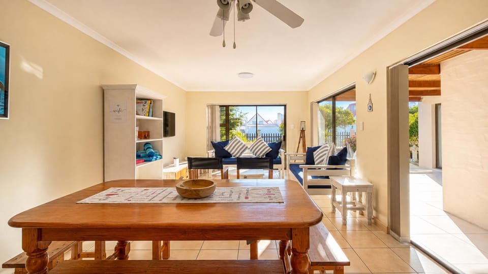 Pik-'n-Wyntjie Apartment in Western Cape