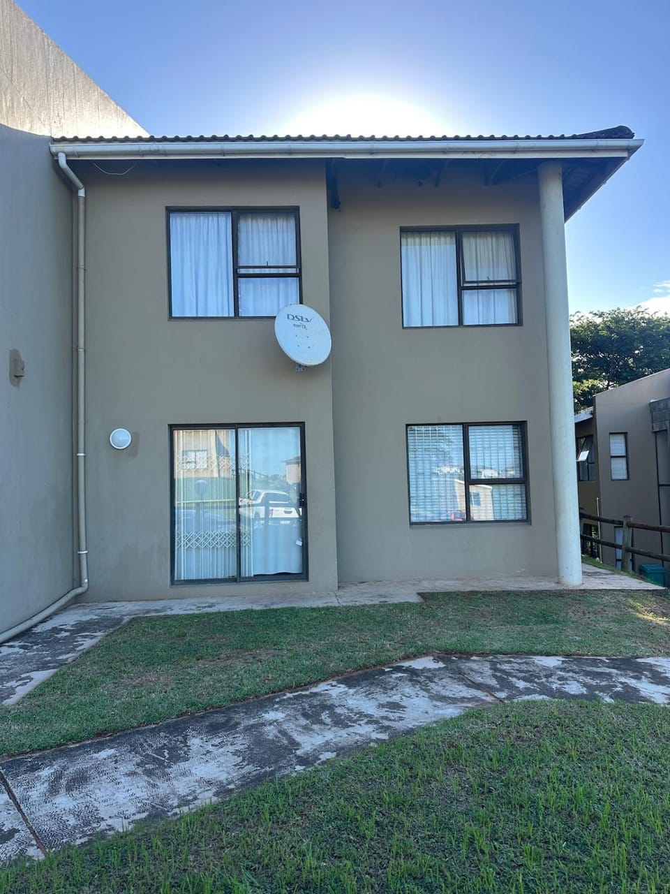 Unit 2B Sun And Surf Apartment in Dolphin Coast