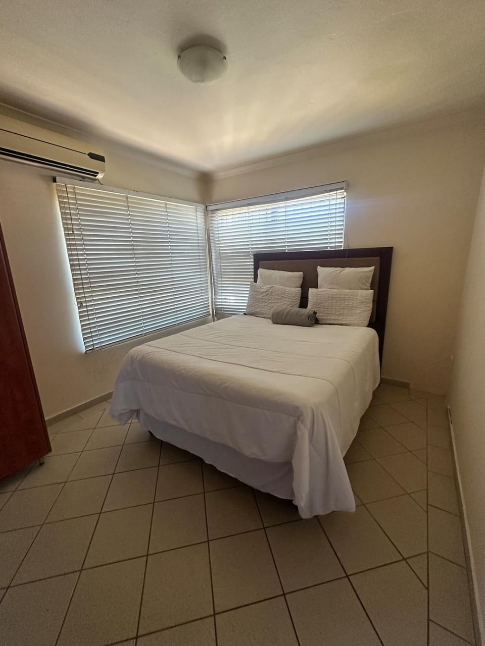 Unit 2B Sun And Surf Apartment in Dolphin Coast