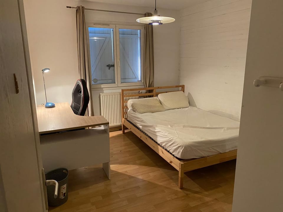 Chambre dans la maison de Loïc Vacation rental in Auvergne-Rhône-Alpes