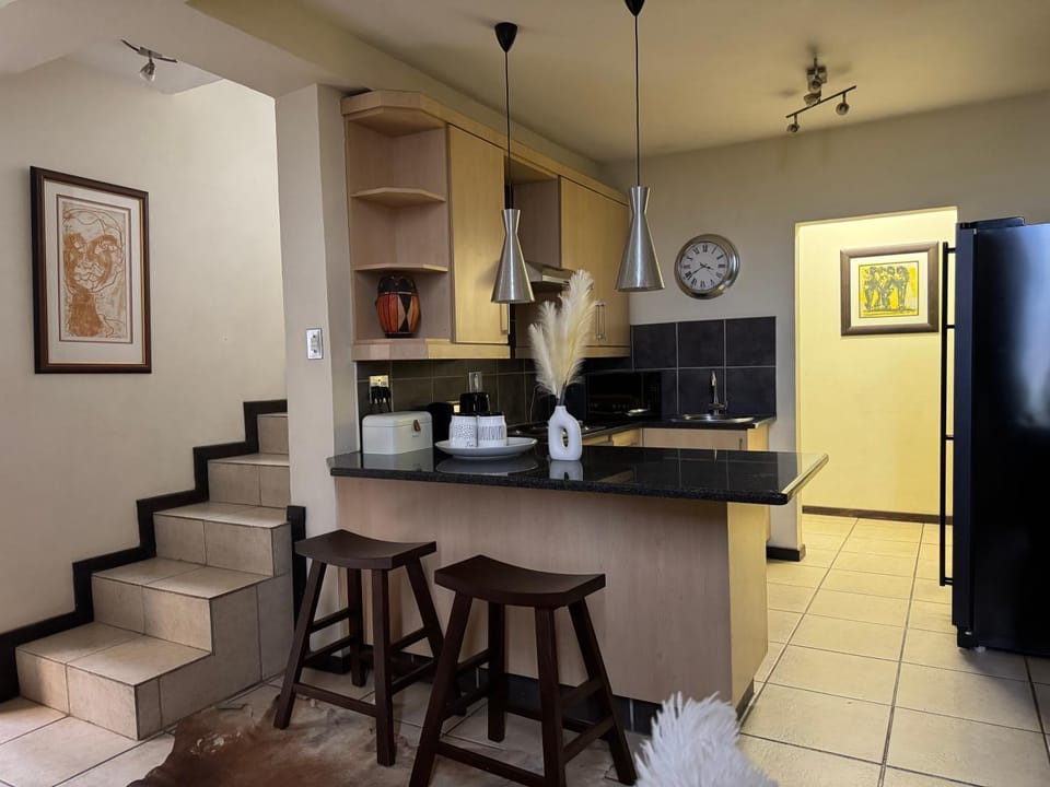 Mona Lisa No5 Apartment in South Africa