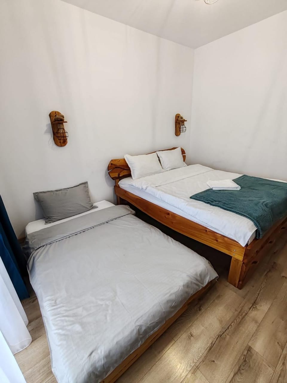 Pensiunea Roua Brazilor Mărișel Bed and Breakfast in Cluj County