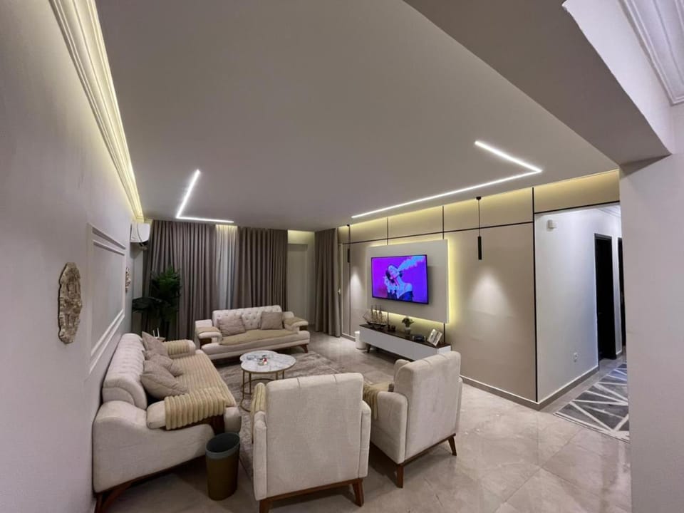 شقة فندقية فاخرة في قلب الشيخ زايد جنة زايد 2 Apartment in Egypt