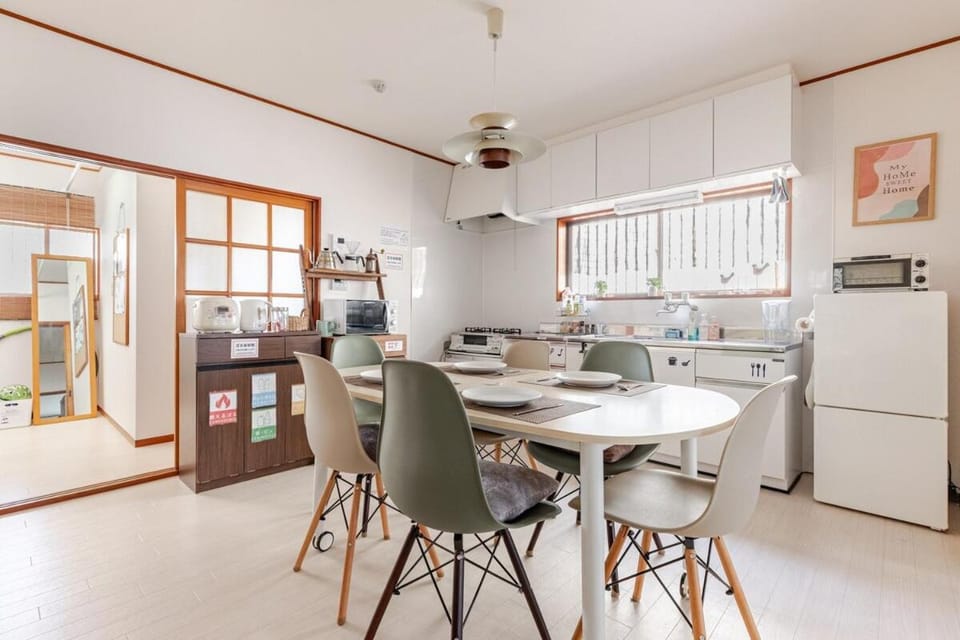 Kugenuma Hideaway 3 min from Kugenuma station Free bicycles Yukata 3LDK Apartment in Yokohama