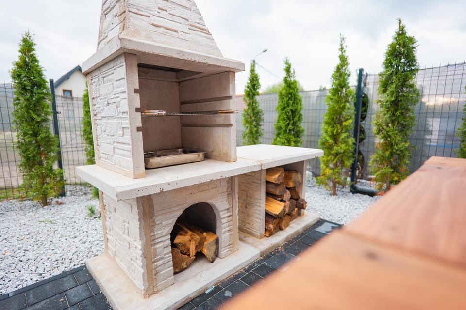 BBQ facilities, Balcony/Terrace