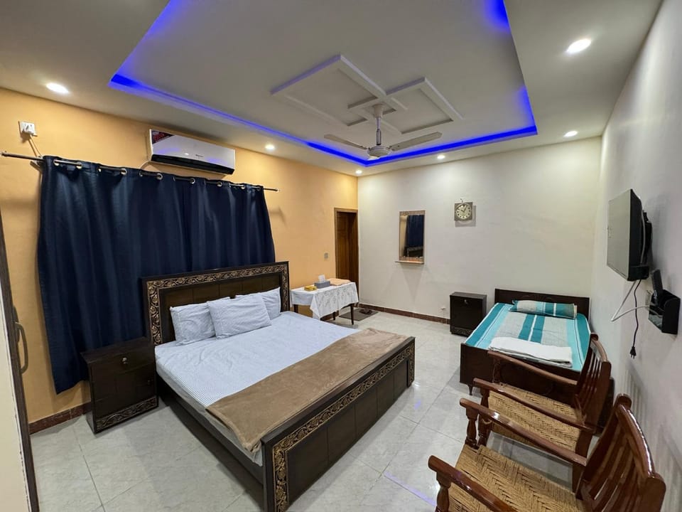 Bed, Photo of the whole room