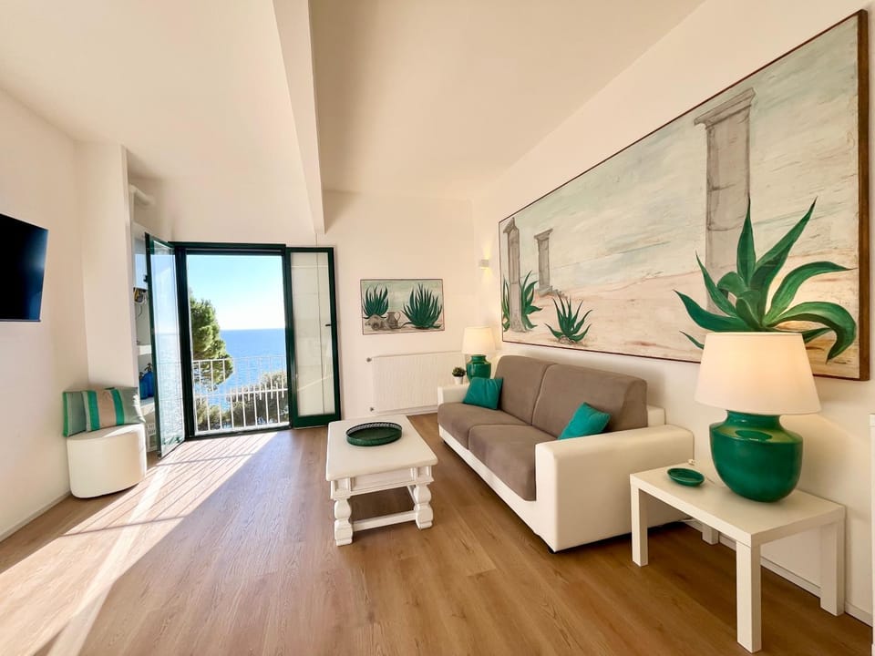 TV and multimedia, View (from property/room), Living room, Seating area