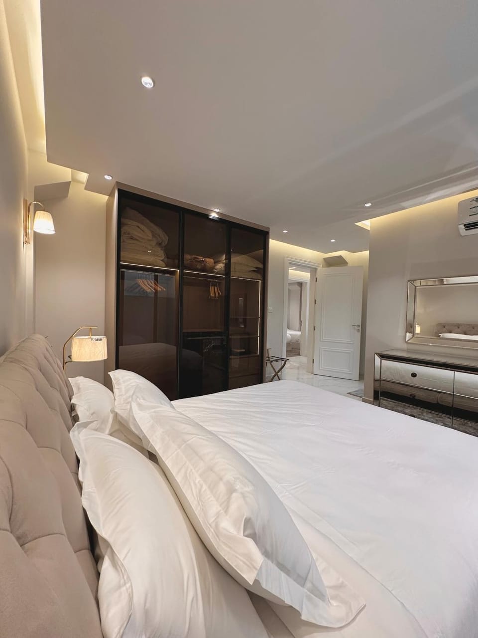 Al Yasmeen 3-BD الياسمين ريزدينس شقة 3 غرف مطلّة وبسطح خاص - حي الياسمين Apartment in Riyadh