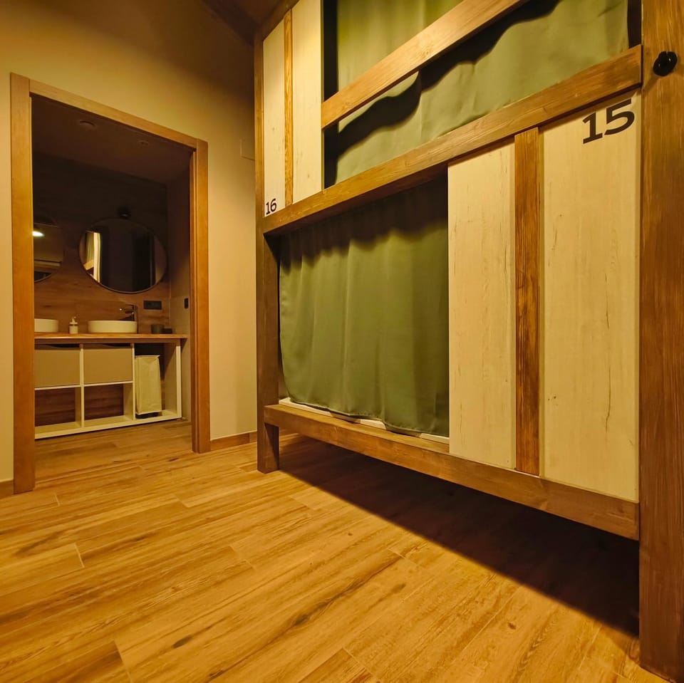 bunk bed