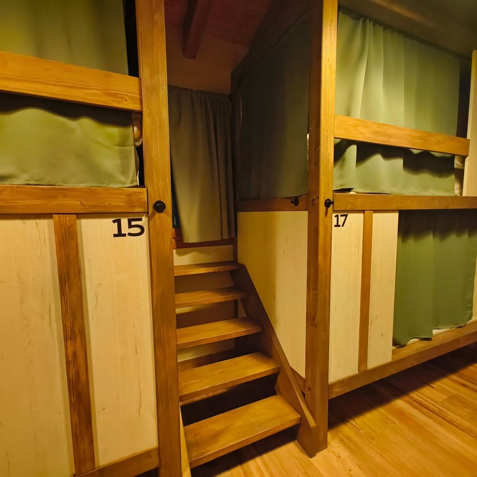 bunk bed