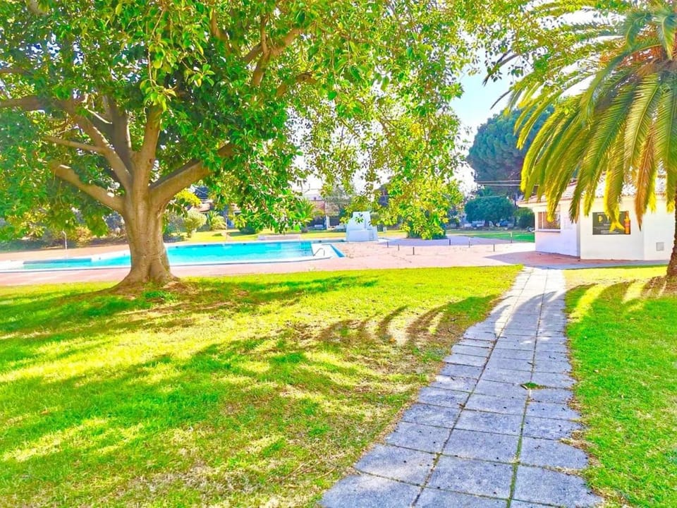 Resort Albufeira T1, Oura Beach Apartment in Albufeira