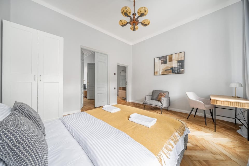 Newly Refurbished Luxurious 2 Bedroom Apartment by Reside Baltic Apartment in Vilnius