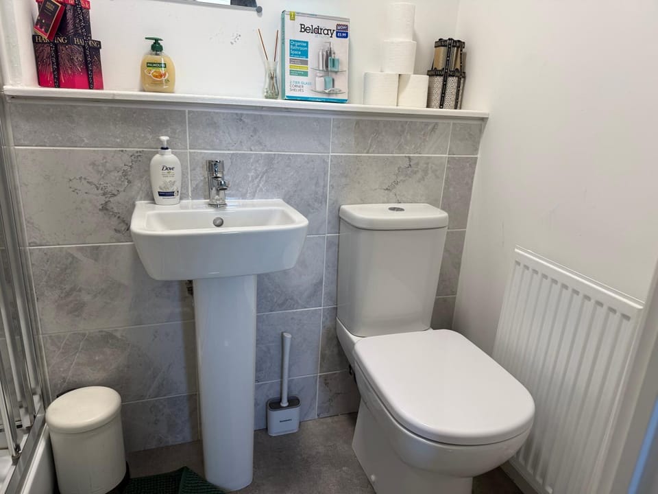 Toilet, Bathroom