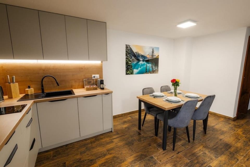 kitchen, kitchen