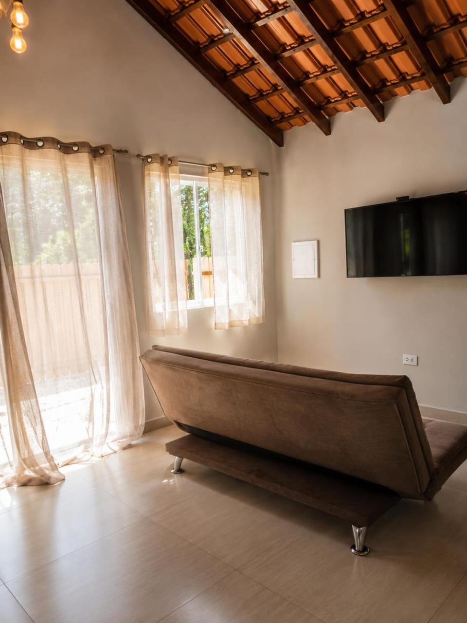 Communal lounge/ TV room, TV and multimedia, Living room, Evening entertainment