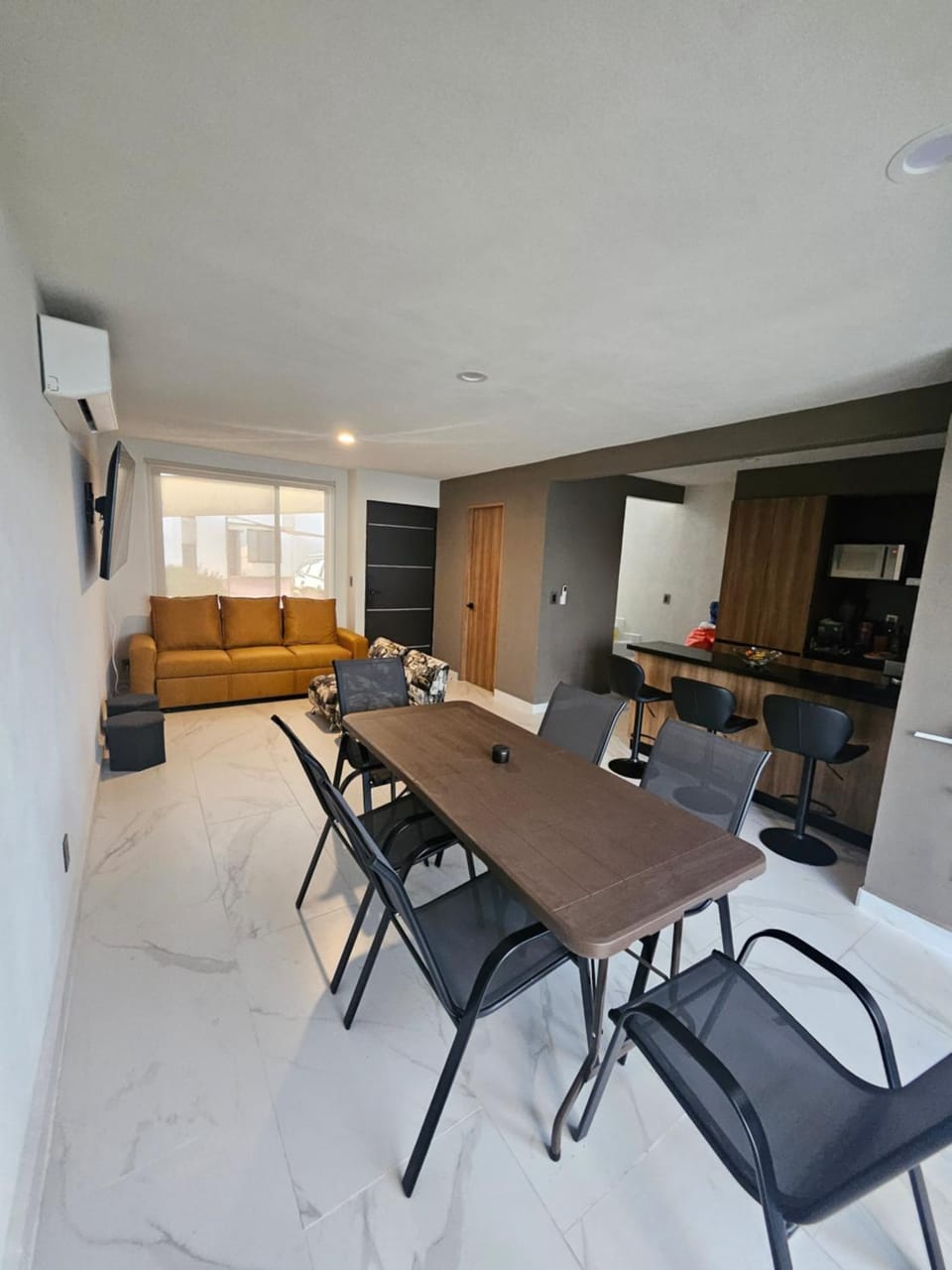 DAGA House Pool table, pool and air conditioning House in State of Morelos