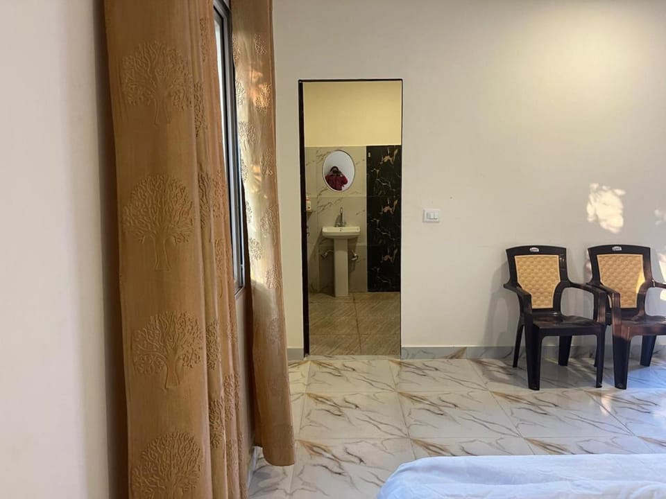 Patanjali Navik Wellness Khajuraho Country House in India