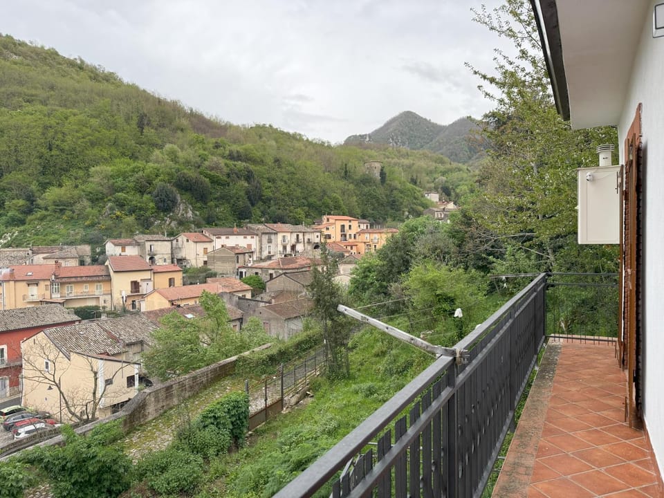 Casa Belenyi House in Campania