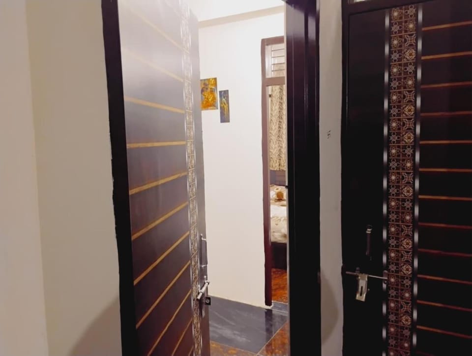 MiRACLE HOMESTAY Apartment in Delhi