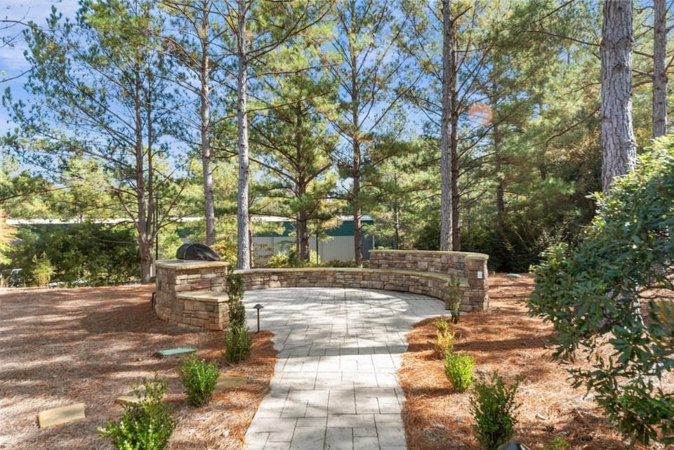 Elegant Reynolds Lake Oconee - Golf and Serenity Apartment in Lake Oconee