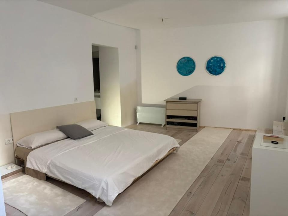 RU concept Studio Malasaña Apartment in Centro