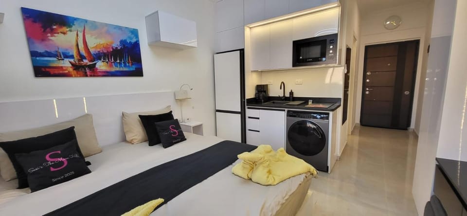 Modern studio with sea view und large roof terrace Apartment in Hurghada