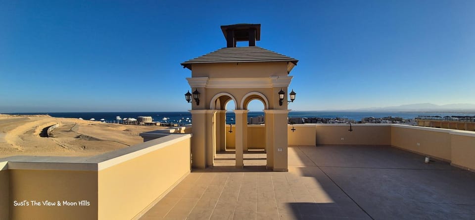 Modern studio with sea view und large roof terrace Apartment in Hurghada