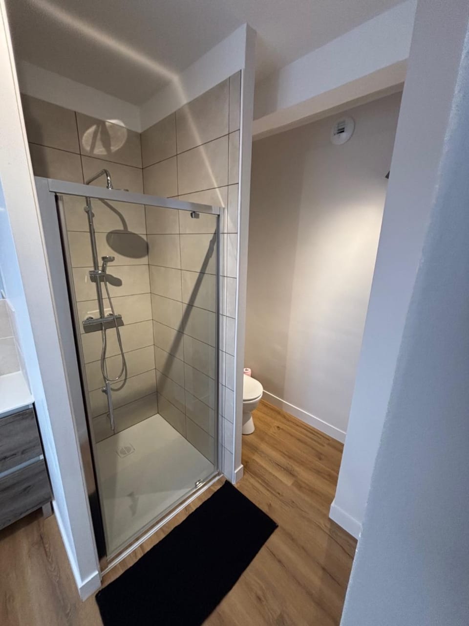 Shower, Bathroom