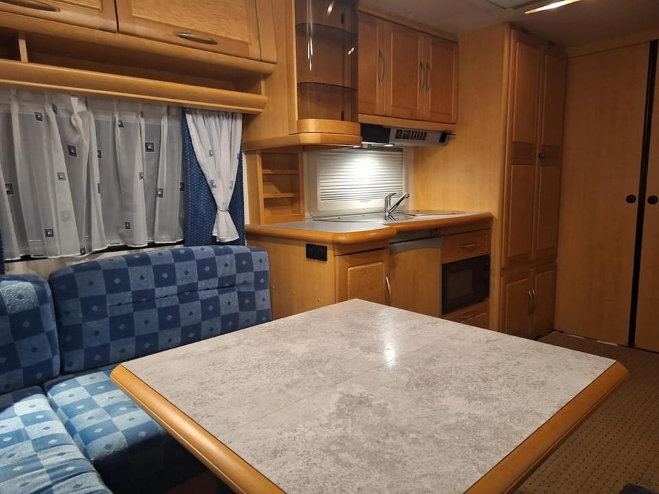 Proboost Arctic Center Cosy Caravan Apartment in Rovaniemi