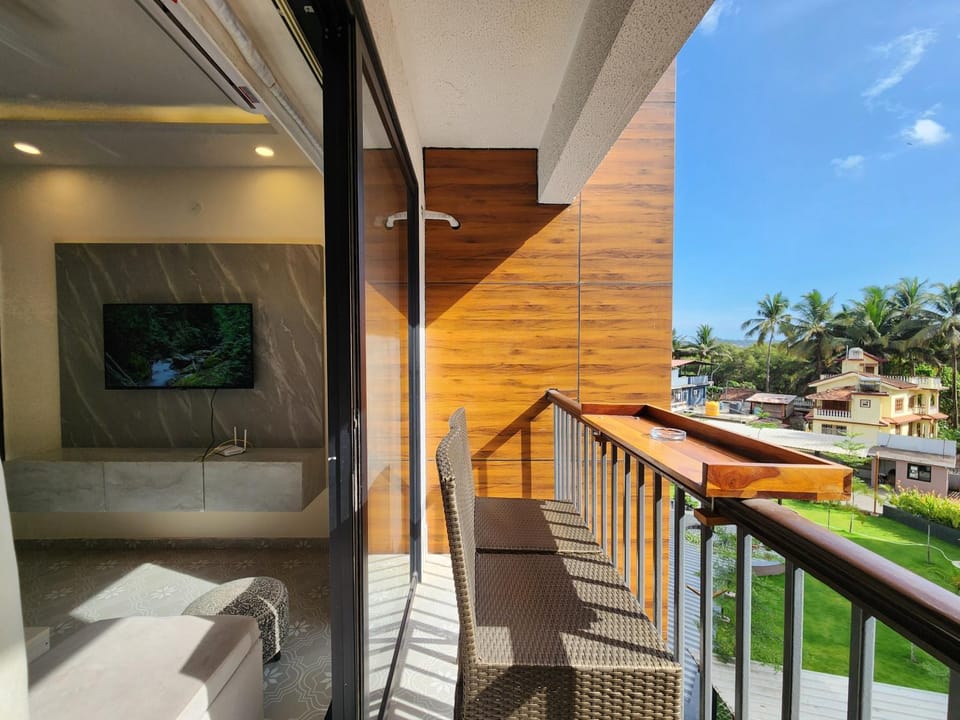 View (from property/room), Balcony/Terrace, Seating area