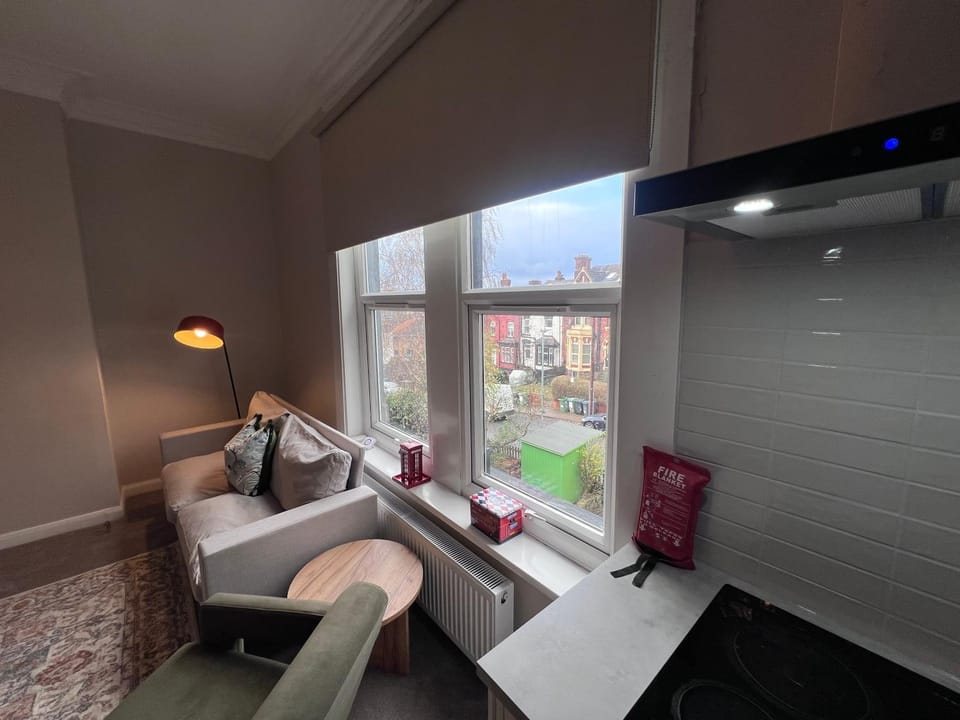 The Bluebird Rooms III Bed and Breakfast in Leeds