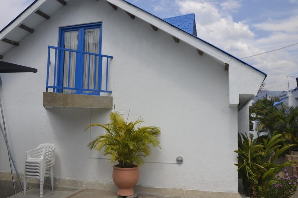 El Camino Los Lanceros House in Melgar