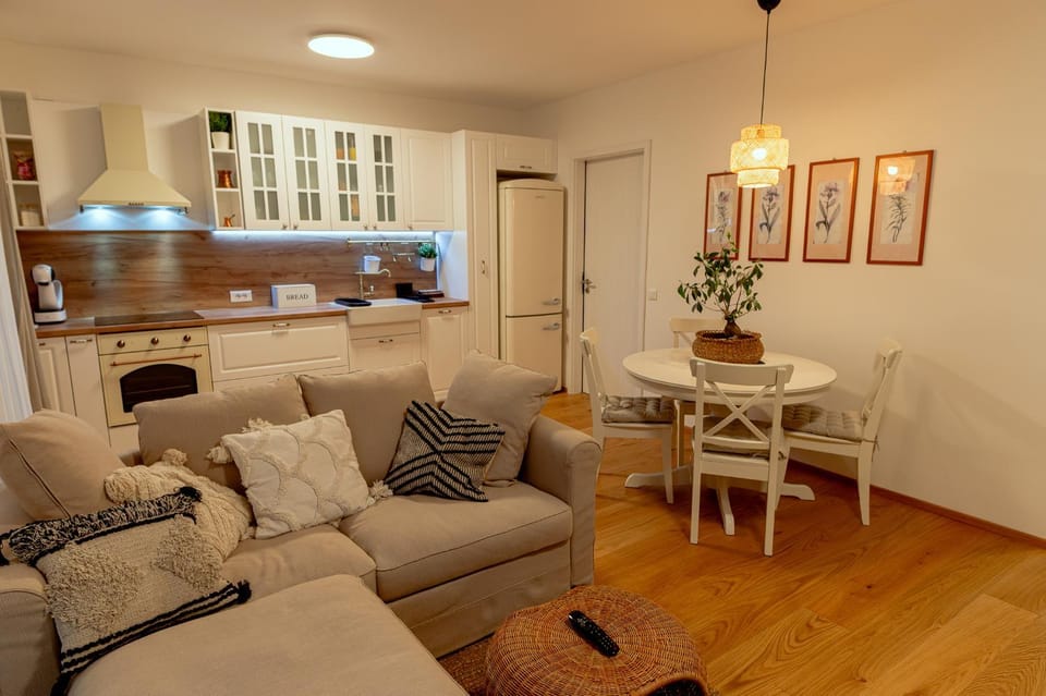 Kitchen or kitchenette, Living room, Dining area