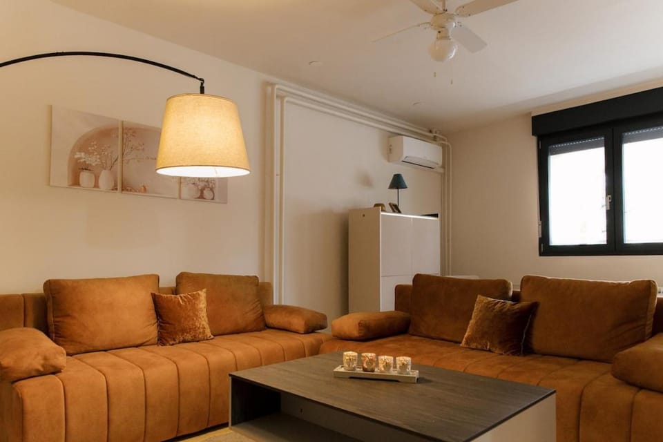 Spacious 1BR Designer Apartment in Sloboština Apartment in City of Zagreb