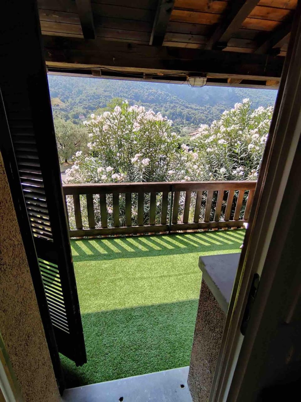 Property building, Balcony/Terrace, Garden view, Mountain view