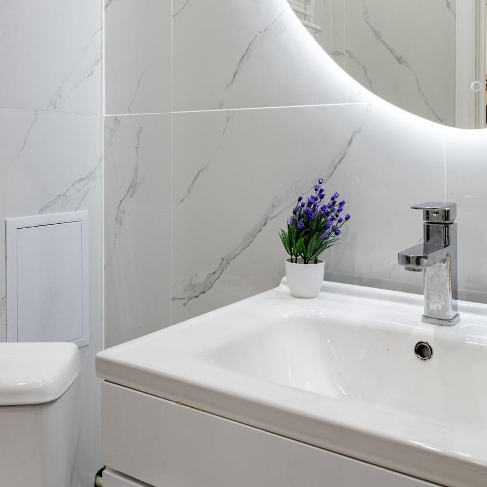Bathroom, Bath