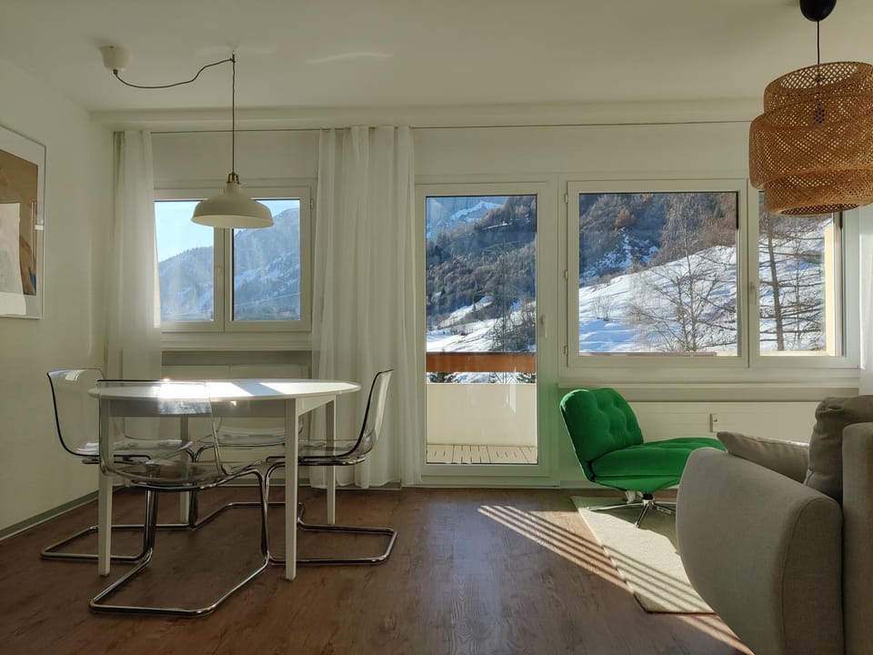 View (from property/room), Dining area