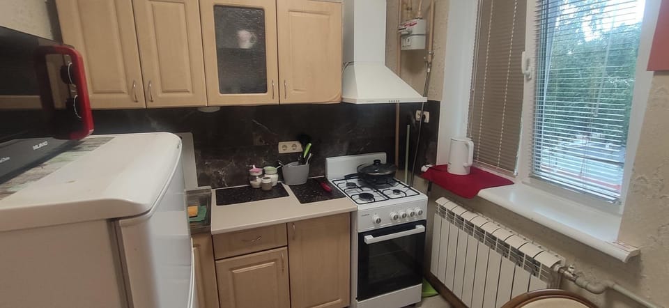 Центр 2окремі кімнати 4поверх без ліфта балкон кондиціонер Apartment in Ukraine