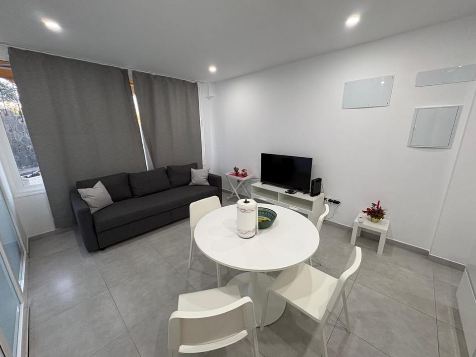 Las Flores tres Apartment in Maspalomas