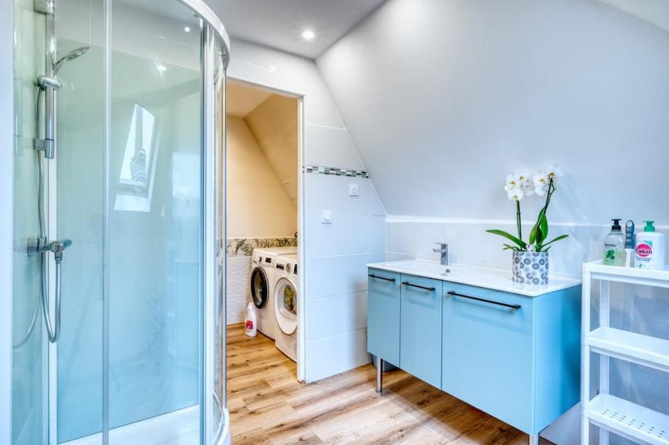 Magnifique Duplex plein centre ville - 15 pers - 200m2 - 600m plage ! Apartment in Dieppe