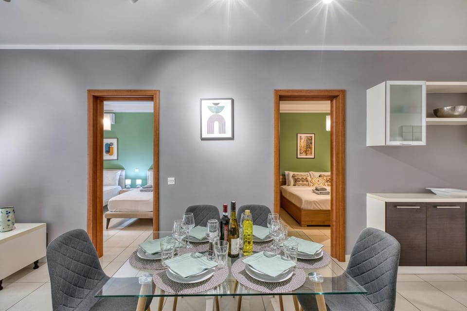Spacious 2 bedroom apartment in Spinola Bay CGRE1 Apartment in Saint Julians